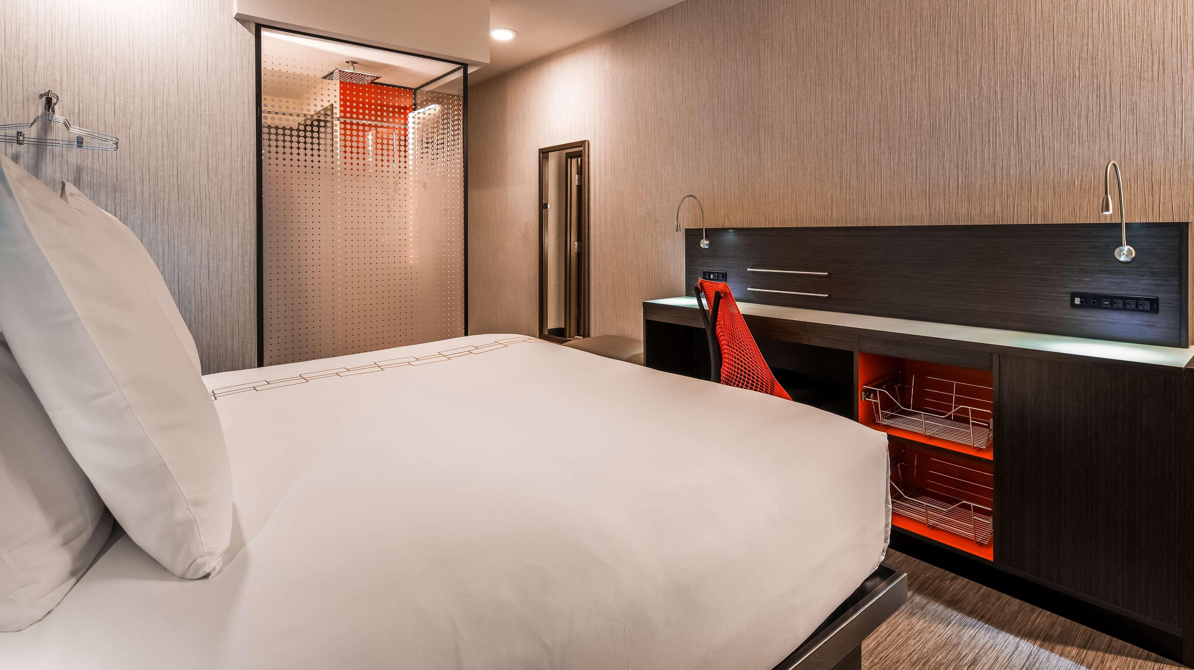 Best Western Plus - Wendover Inn Екстер'єр фото
