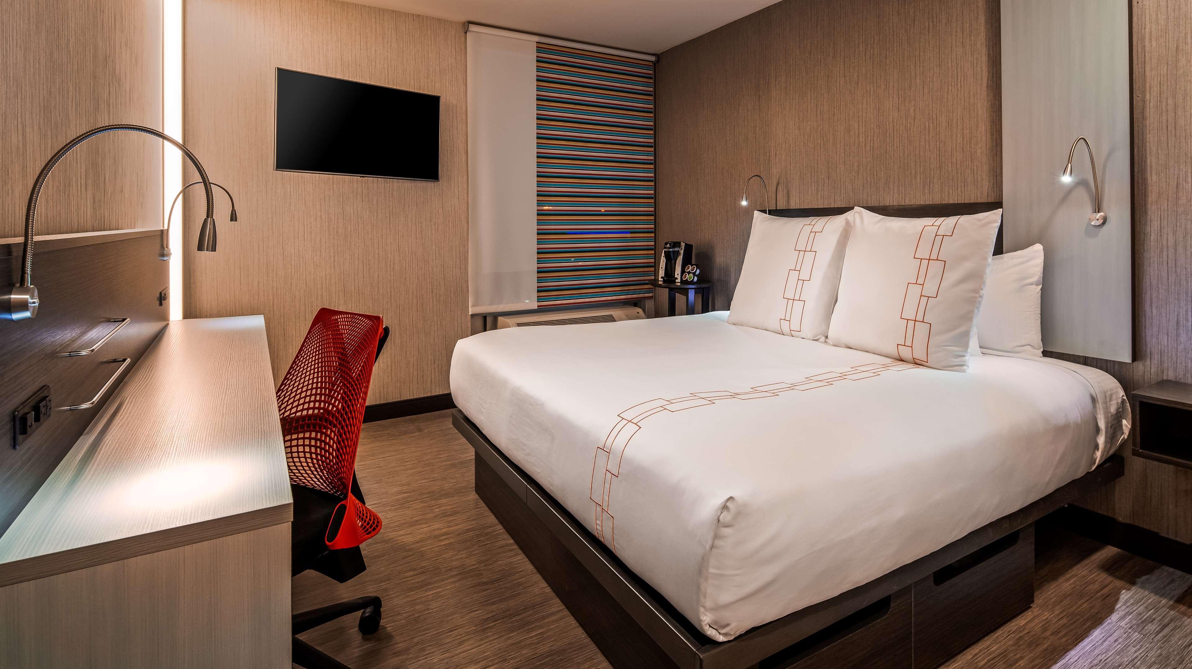 Best Western Plus - Wendover Inn Екстер'єр фото
